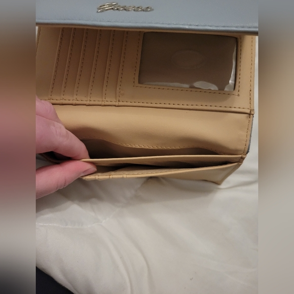 Blue Guess wallet - Picture 6 of 7